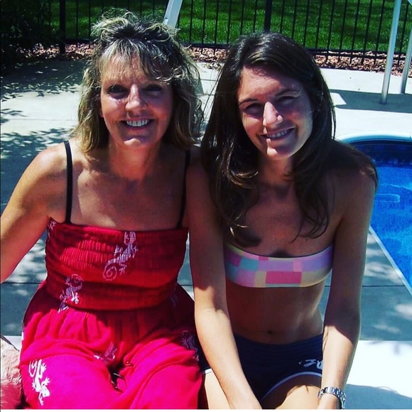 Meet your Posher, Jen - Picture 4 of 4